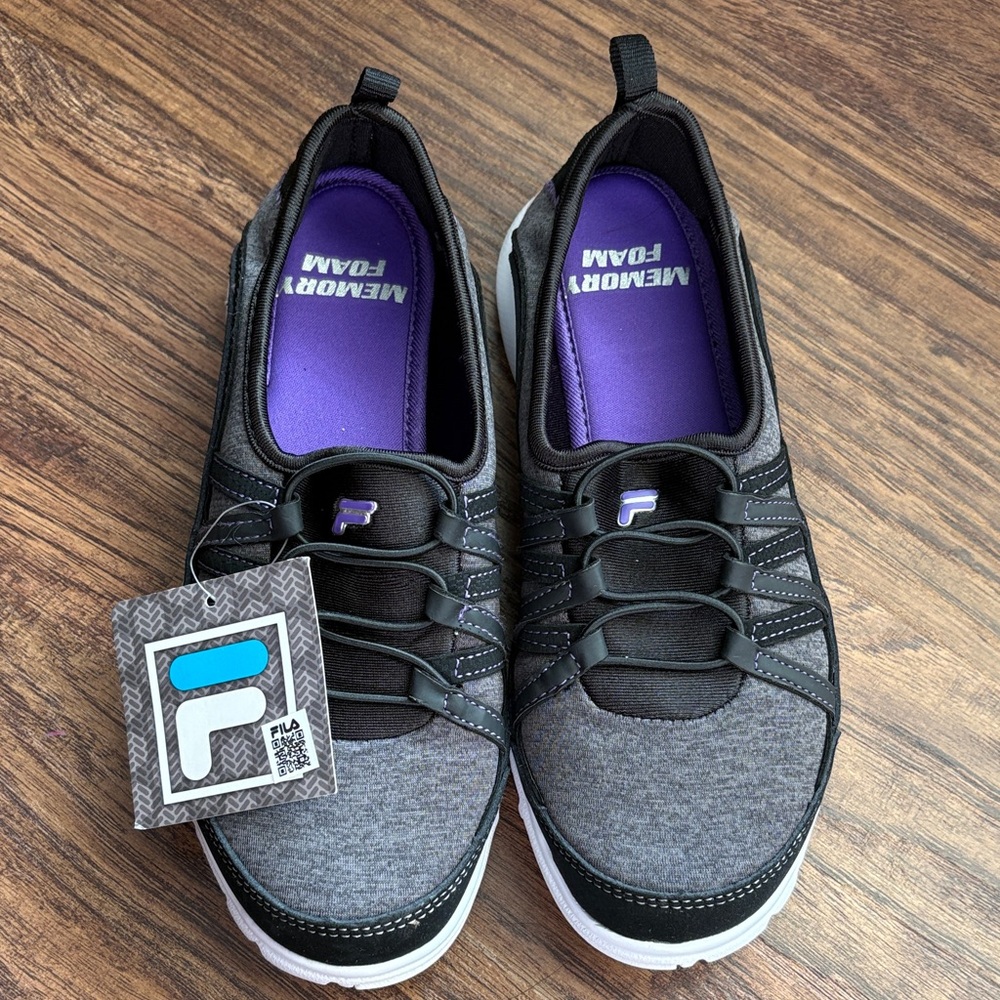 Fila Women's Black and Gray Sneakers with Purple Accents
